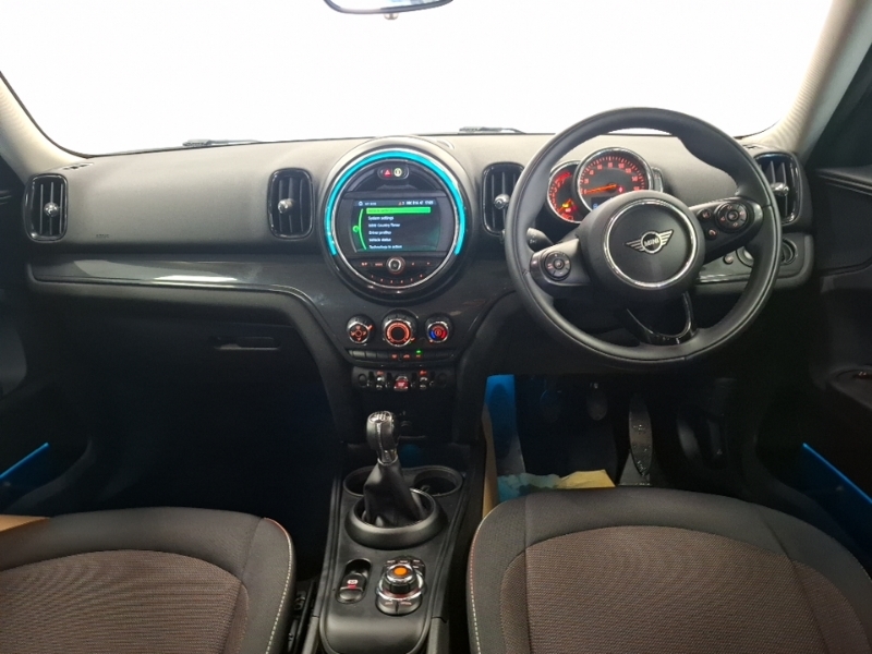 Mini Countryman 1.5 Cooper Classic SB69WBZ White #3