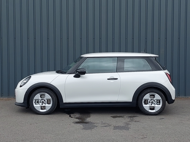 Mini Hatch 1.5 C Classic SL25XUU White #4