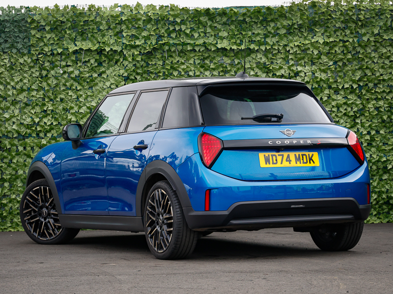 Mini Hatch 2.0 S Exclusive WD74MDK Blue #2