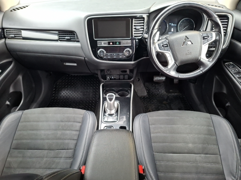 Mitsubishi Outlander 2.4 Phev Juro SW19LDZ Black #3