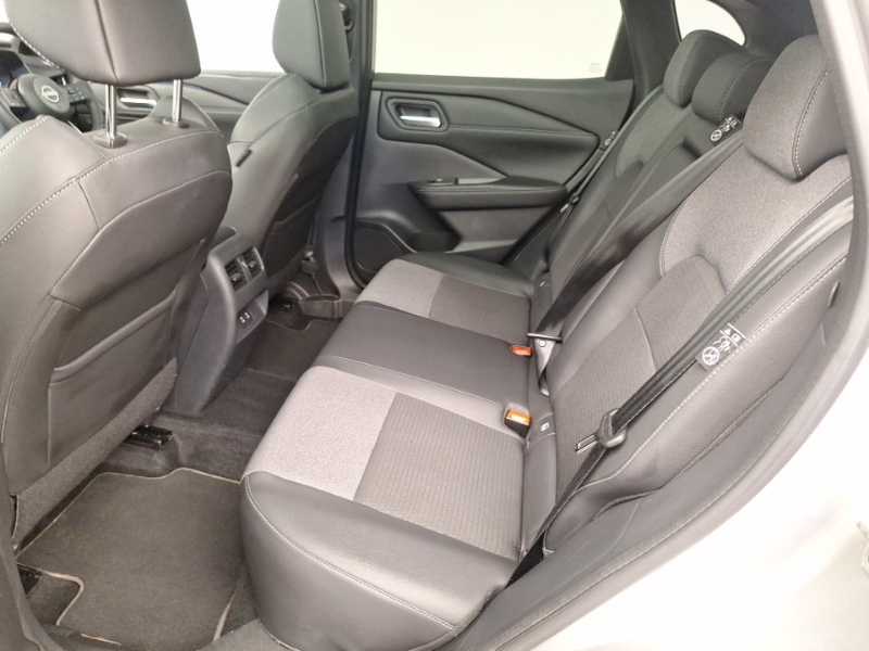 Nissan Qashqai 1.3 Dig-t Mh N-connecta SL25ZKD Silver #6