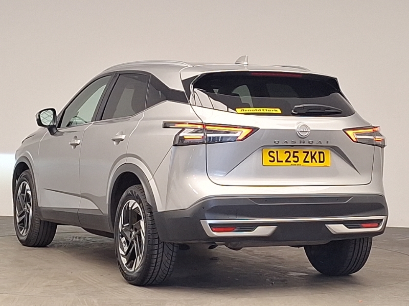 Nissan Qashqai 1.3 Dig-t Mh N-connecta SL25ZKD Silver #2