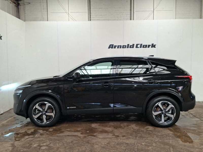 Nissan Qashqai 1.5 E-power N-connecta CU23XPL Black #4