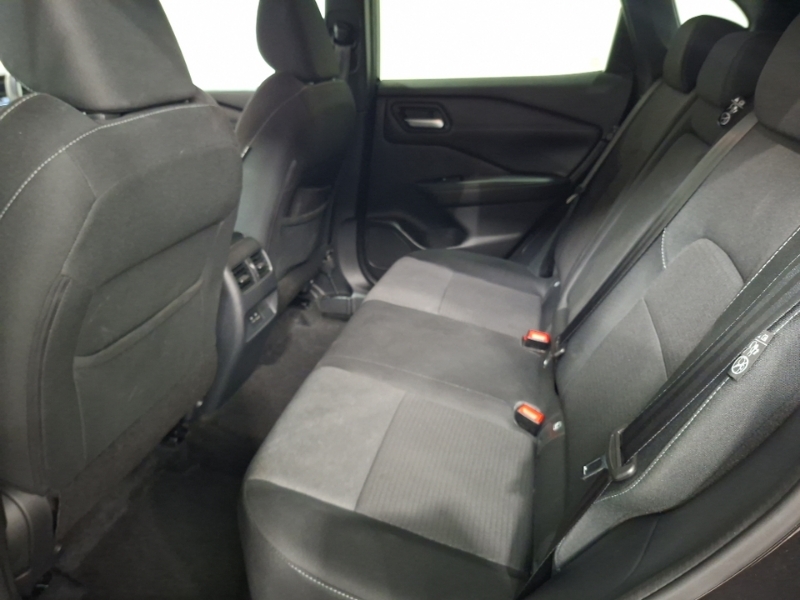 Nissan Qashqai 1.5 E-power N-connecta CU23XPL Black #6