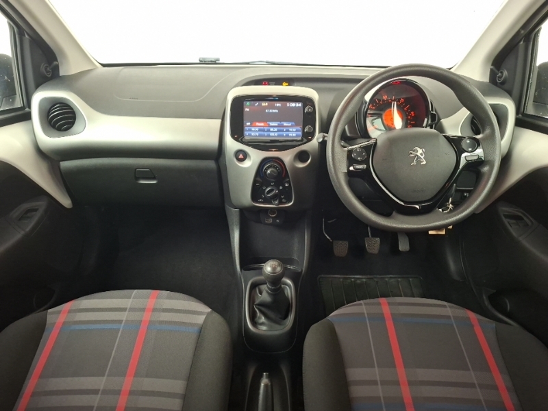 Peugeot 108 1.0 Active White #3
