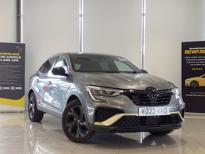 Renault Arkana 1.6 E-tech Full Hybrid 145 Engineered Grey