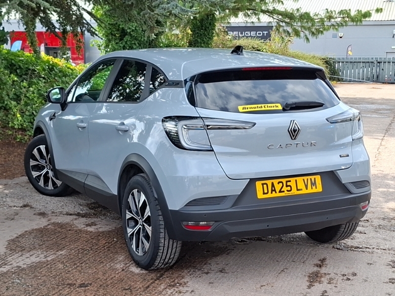 Renault Captur 1.6 E-tech Full Hybrid 145 Evolution DA25LVM Grey #2