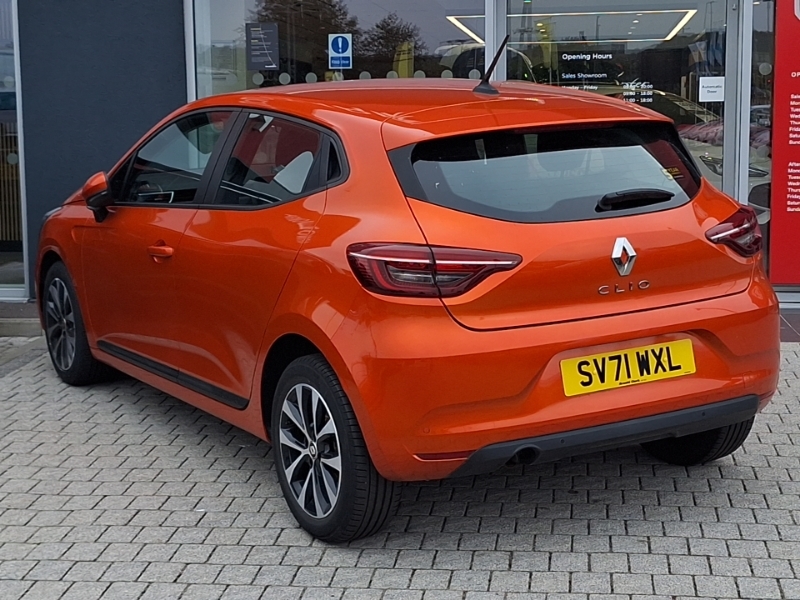 Renault Clio 1.0 Tce 90 Iconic SV71WXL Orange #2