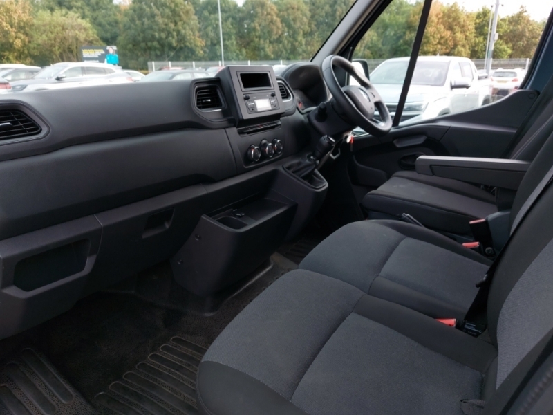 Renault Master Mm35 Blue Dci 135 Advance Medium Roof Van SC73FVF Blue #5