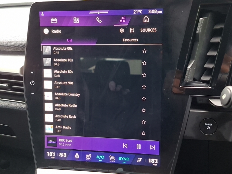 Renault Scenic E-tech Iconic White #11