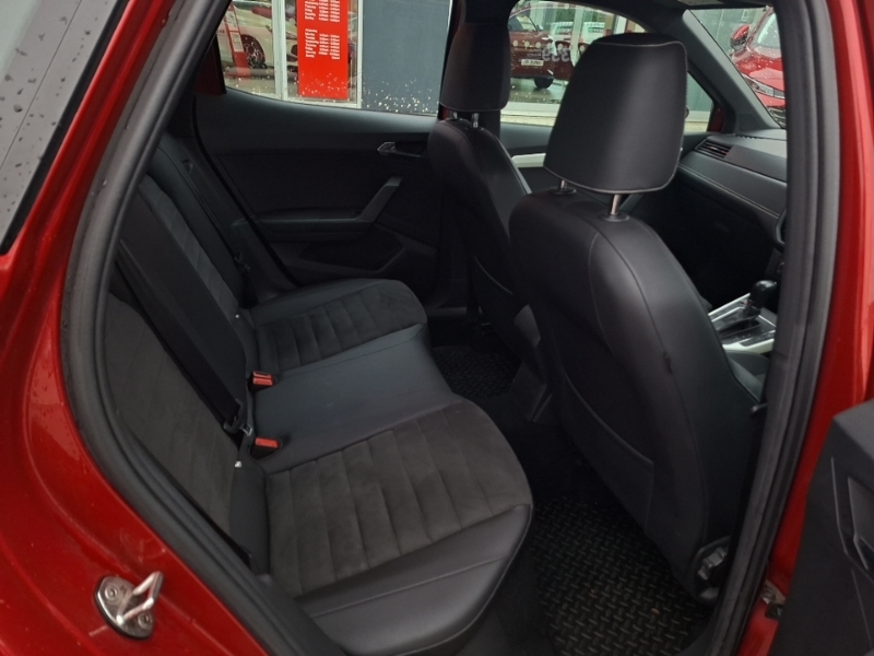 Seat Arona 1.0 Tsi 115 Xcellence Lux Ez Dsg YM69JYJ Red #6