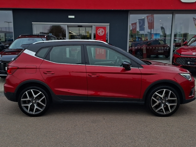 Seat Arona 1.0 Tsi 115 Xcellence Lux Ez Dsg YM69JYJ Red #4