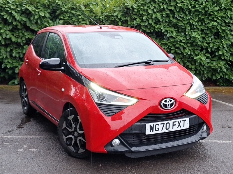 Toyota Aygo 1.0 Vvt-i X-trend Tss Red