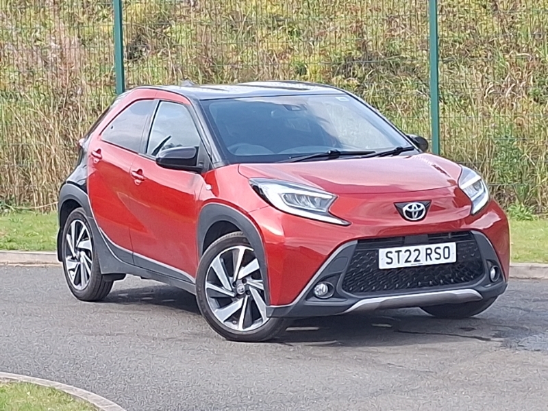 Toyota Aygo X 1.0 Vvt-i Exclusive Red