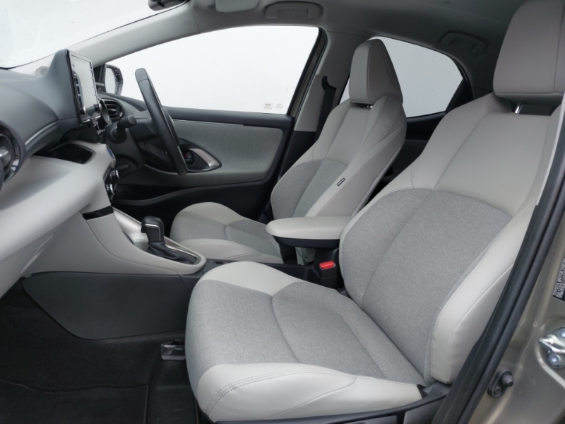 Toyota Yaris 1.5 Hybrid Excel Cvt DE21HBU Brown #5