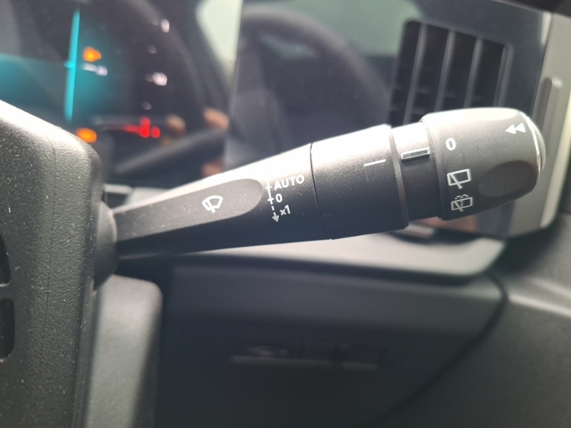 Vauxhall Astra Automatic Silver #14