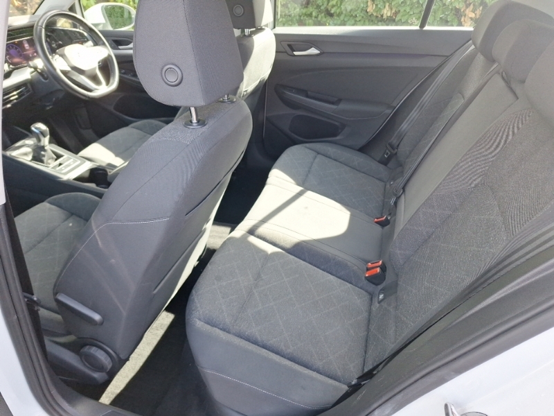 Volkswagen Golf 1.5 Tsi Life WF20VYO White #6