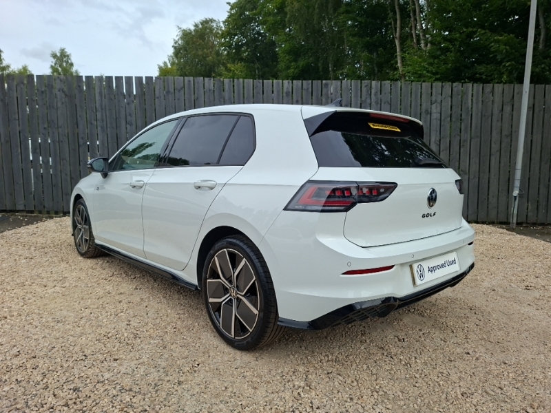 Volkswagen Golf 1.5 Tsi 150 Black Edition White #2