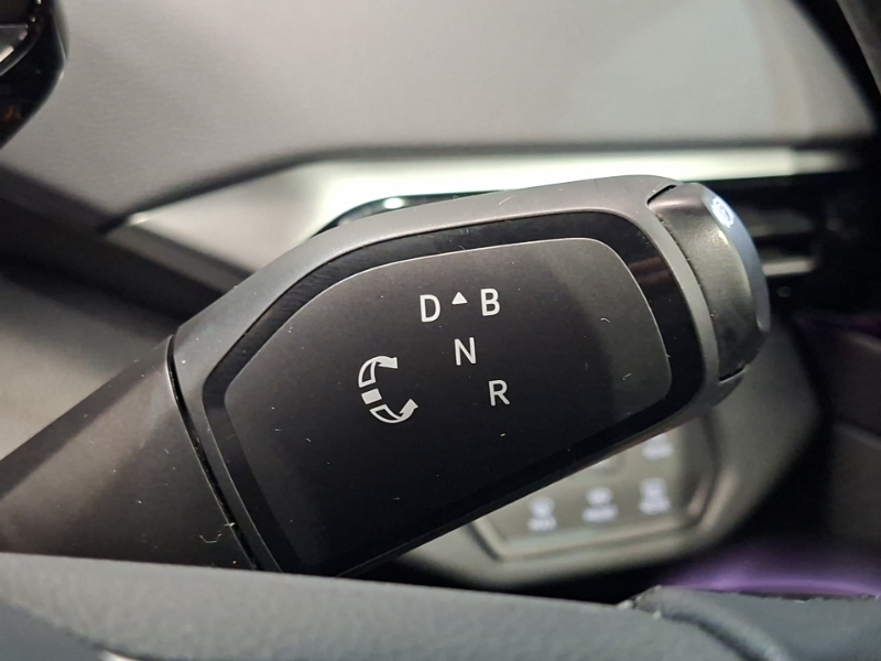 Volkswagen ID.5 Tech White #15