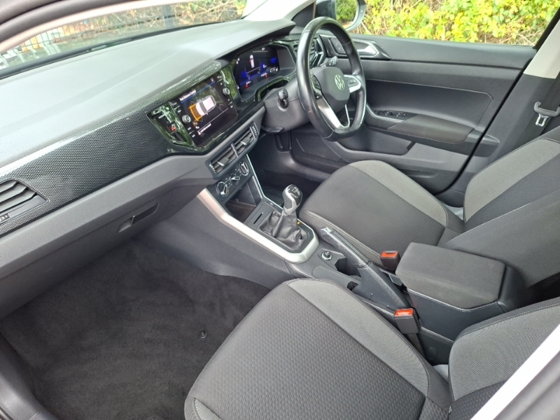 Volkswagen Taigo 1.0 Tsi Life Black #5