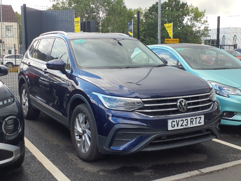 Volkswagen Tiguan Allspace 1.5 Tsi Life Blue