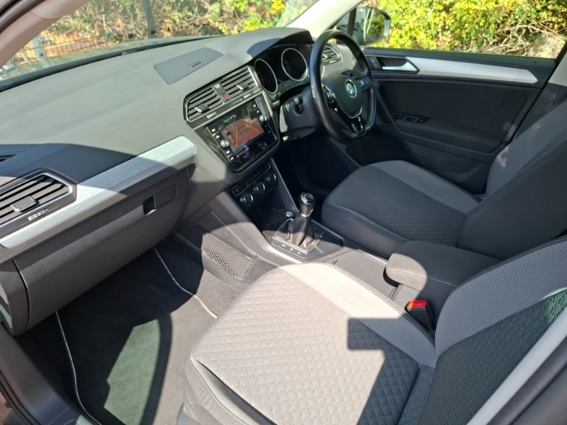 Volkswagen Tiguan 1.5 Tsi Evo 130 Match Grey #5