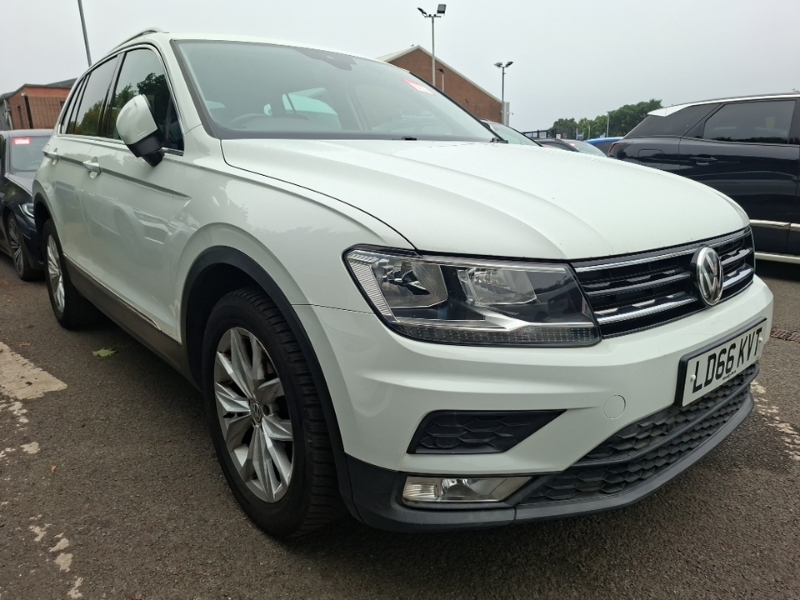 Volkswagen Tiguan 2.0 Tdi 150 4Motion Se Nav White