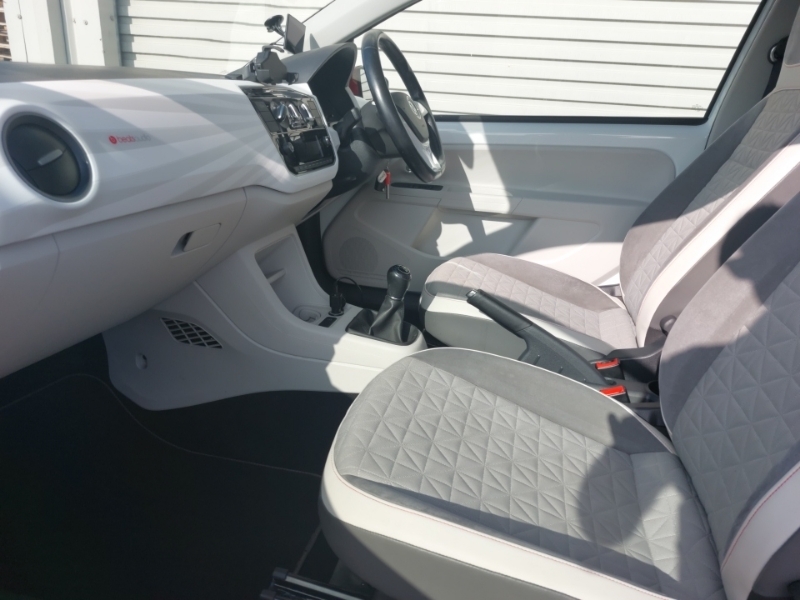 Volkswagen Up 1.0 Up Beats SP69UYV White #5