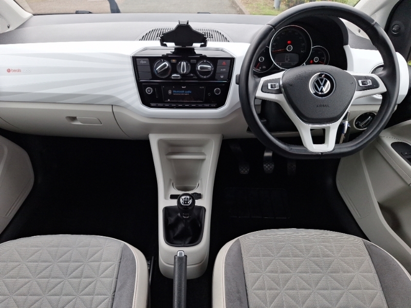 Volkswagen Up 1.0 65Ps Beats Black #3