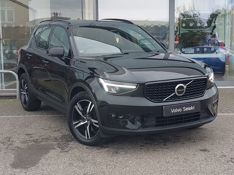 Volvo XC40 2.0 B3p Plus Dark Black
