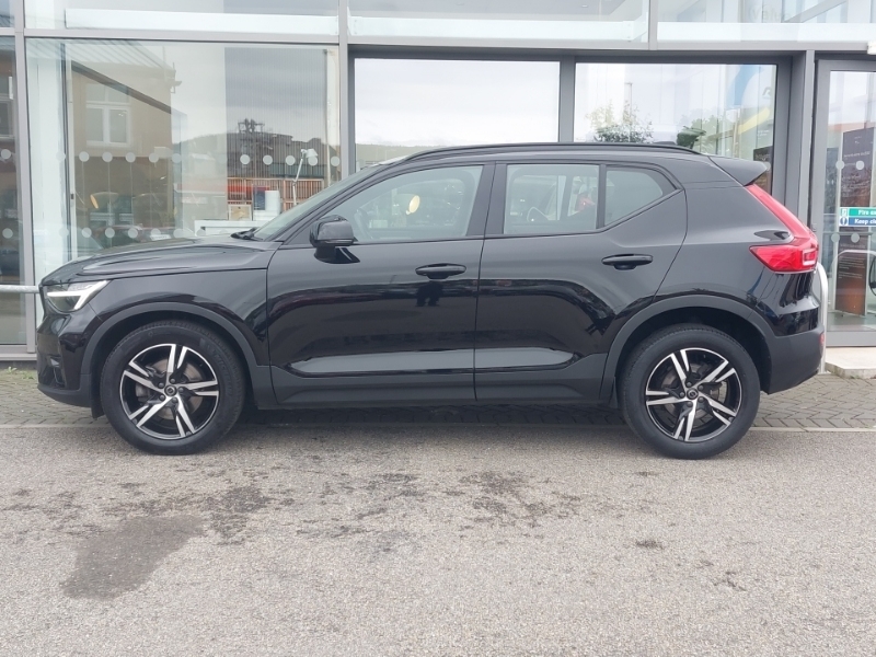 Volvo XC40 2.0 B3p Plus Dark NG22BBF Black #4