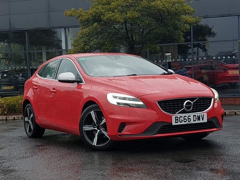 Volvo V40 D2 120 R Design Red