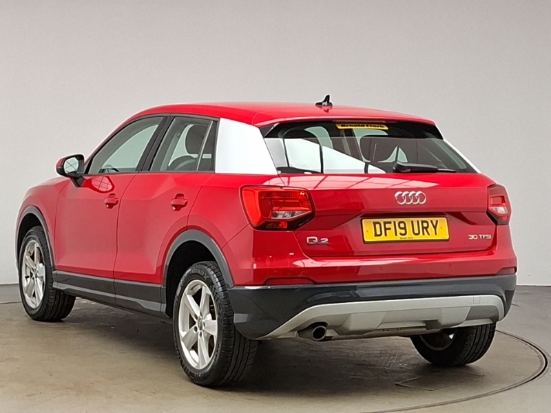 Audi Q2 1.0 Tfsi Sport DF19URY Red #2
