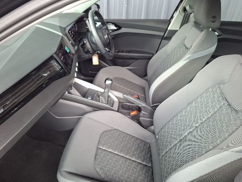 Audi A1 25 Tfsi Sport Black #5
