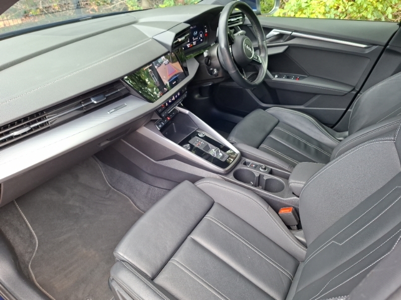Audi A3 40 Tfsi E S Line S Tronic NG23EFS Blue #5