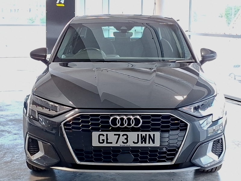 Audi A3 1L Technik White #14