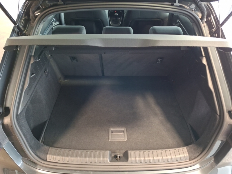 Audi A3 1L Technik White #18