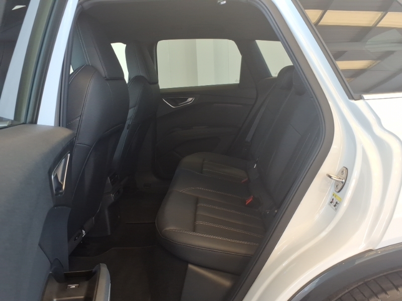 Audi Q4 E Tron 210Kw 45 82Kwh S Line Leather White #6