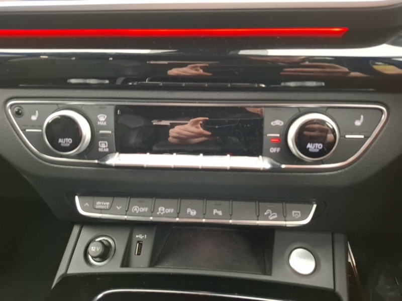 Audi Q5 S Line Tech Pack HD24DWA Blue #15