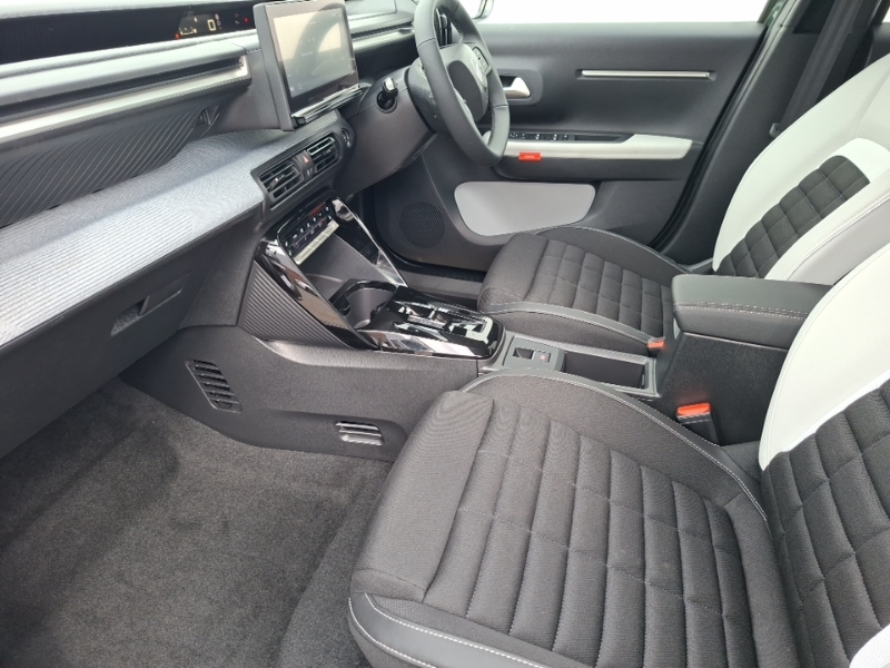 Citroen C3 Aircross 1.2 Hybrid 136 Max E-dcs6 Green #5