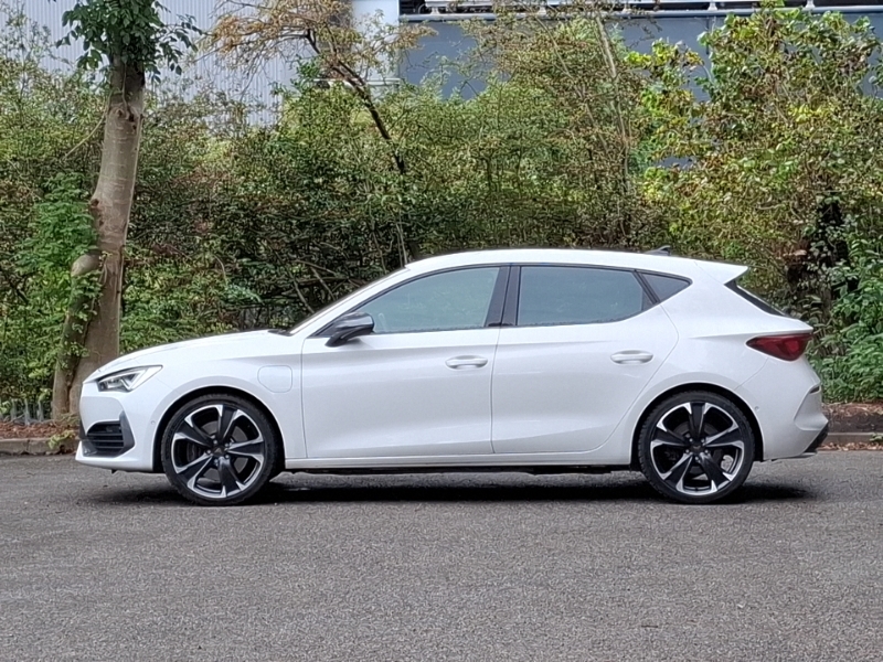 Cupra Leon 1.4 Ehybrid Vz2 Dsg White #4
