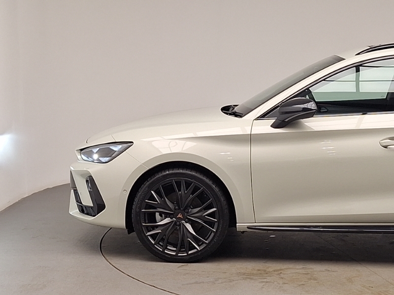 Cupra Leon V1 Black #19