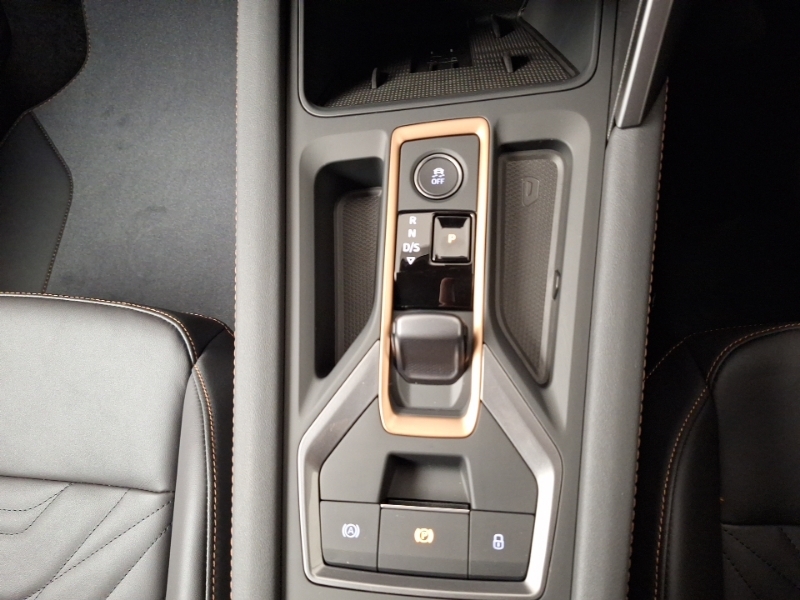 Cupra Leon V1 Black #15