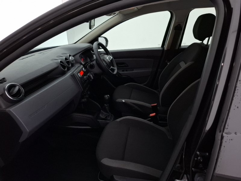 Dacia Duster 1.6 Sce Essential Black #5