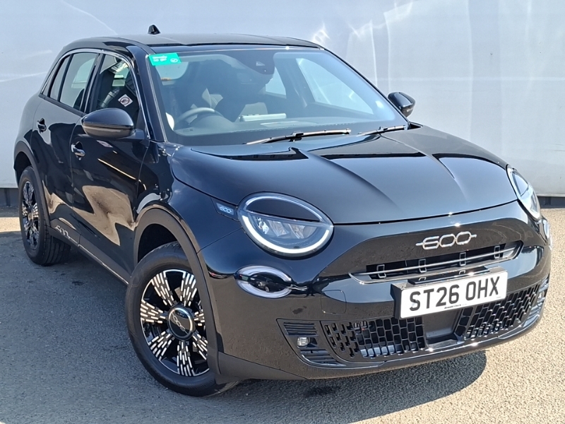 Fiat 600 1.2 Hybrid 48V Edct-6 Black