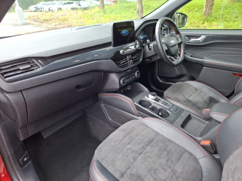 Ford Kuga 2.5 Phev St-line X Edition Cvt YP72ZFS Red #5