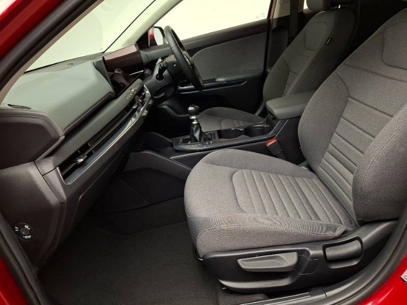 Kia K4 1.0T-gdi 115 48V Pure Red #5