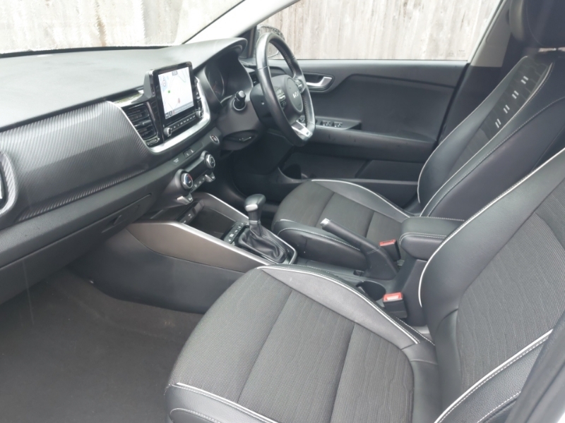 Kia Stonic 1.0T Gdi 48V Gt-line S Dct White #5