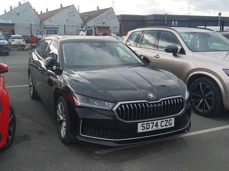 Skoda Superb 2.0 Tdi Se L Dsg Black