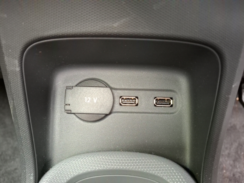 Leapmotor T03 Hatchback White #14